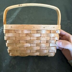 Vintage Woven Handled Basket - Natural Tan
